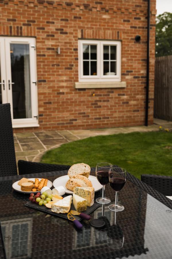 College Court Villa Bedale Exterior foto